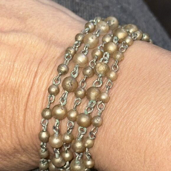Vintage gold faux pearl & silver tone 5 strand bracelet with filigree clasp - Picture 2 of 5